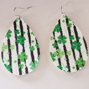 Four leaf clover earrings
